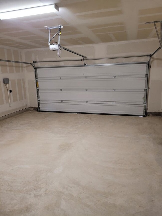 Building Photo - 131 Wild Wind Cv