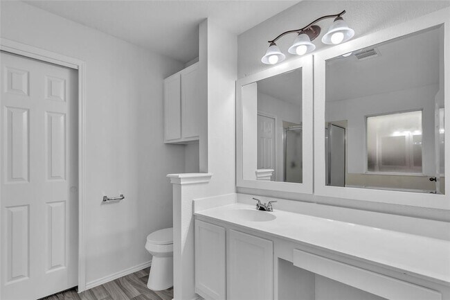 Building Photo - 1012 Traci Michelle Dr