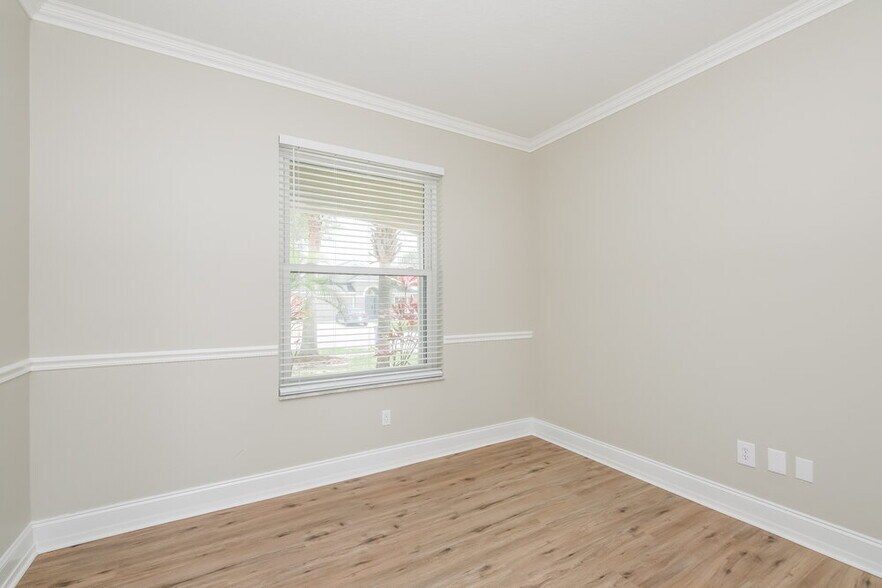 Building Photo - 11305 Misty Isle Ln