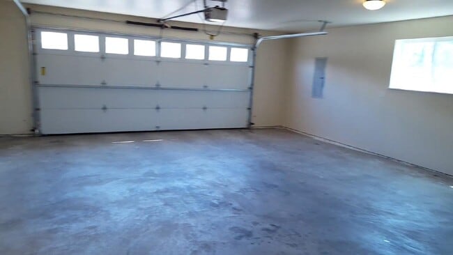 Building Photo - 3 bed 2 bath in Sequim