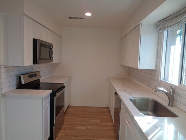 Building Photo - #1044-AZ Abode Phoenix, LLC