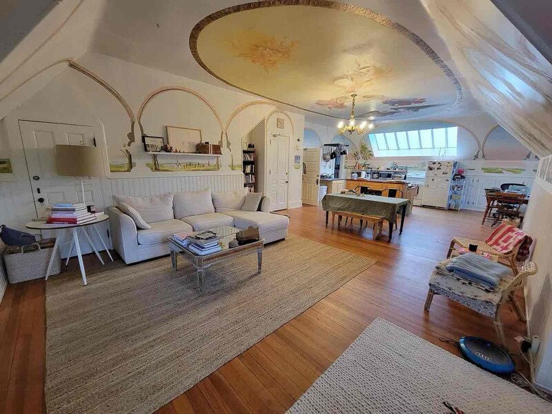 Building Photo - 1818 La Salle Ave