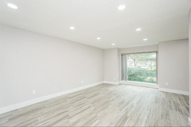 Building Photo - 14571 Misty Meadow Ln