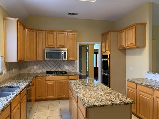 Building Photo - 8825 High Meadows Dr