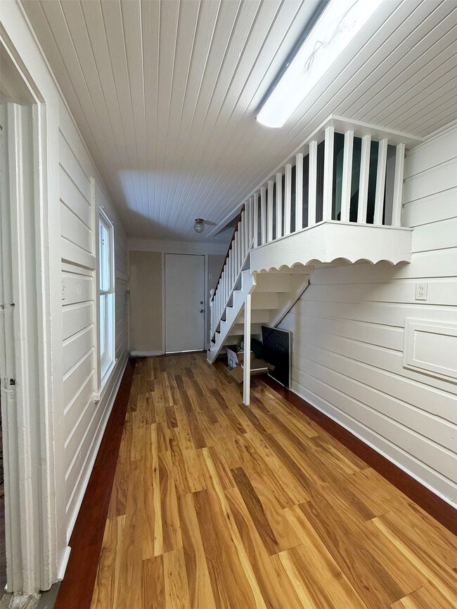 Building Photo - 3909 Lavender St