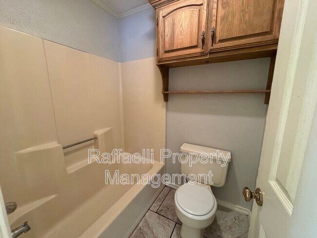 Building Photo - 6220 Gould Pl