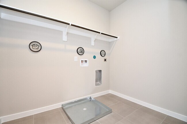 Building Photo - 4212 Lyons Fall Ln