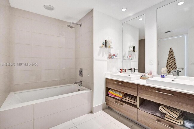 Building Photo - 1300 S Miami Ave