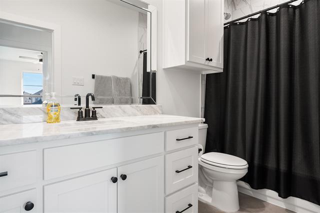 Building Photo - 5213 Havana Dr