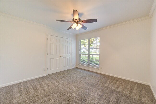 Building Photo - 2523 Anniston Dr