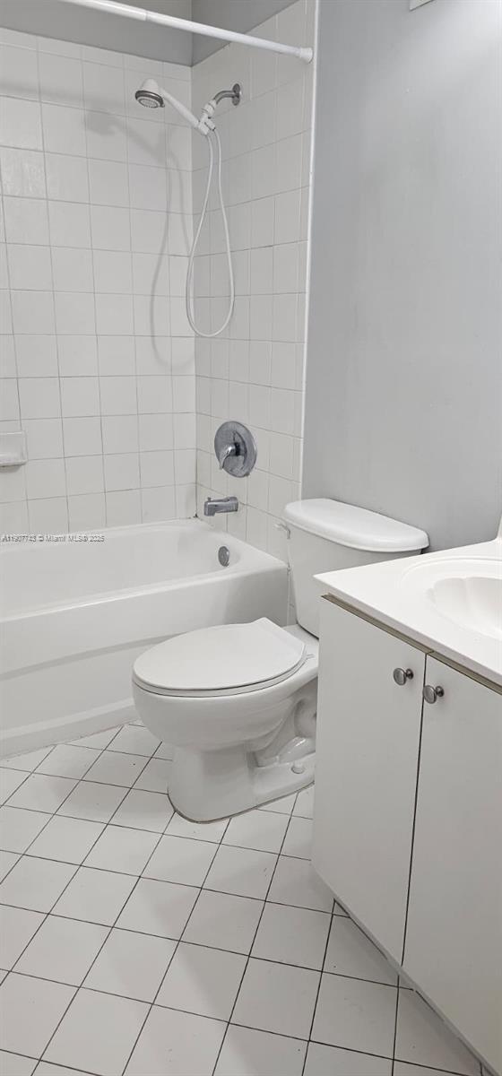 Building Photo - 2910 SE 12th Rd