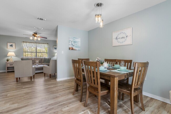 Building Photo - 309 Julia St