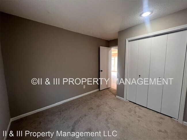 Building Photo - 4 br, 3 bath House - 1308 S Apache Ct