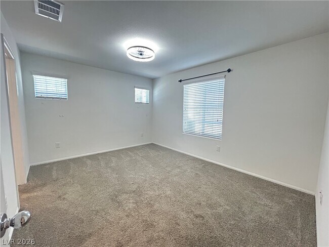 Building Photo - 661 Foam Flower Ln