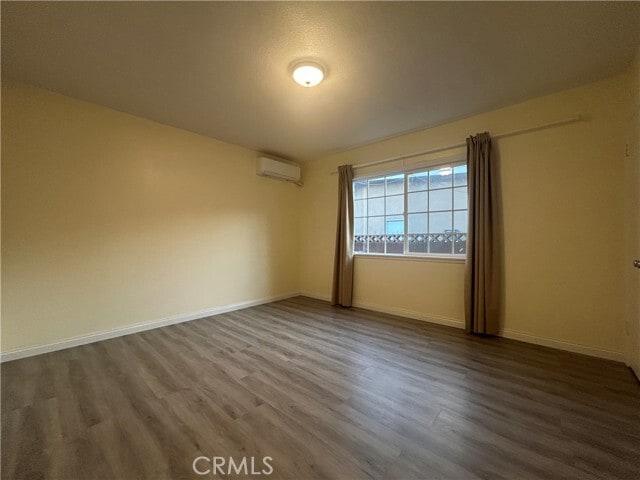 Building Photo - 1439 Charlemont Ave