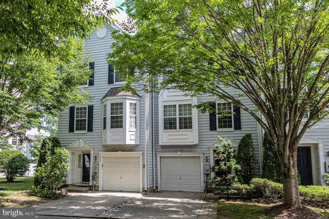 Primary Photo - 212 William Livingston Ct