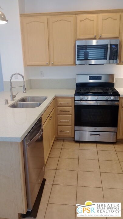 Building Photo - 65565 Acoma Ave