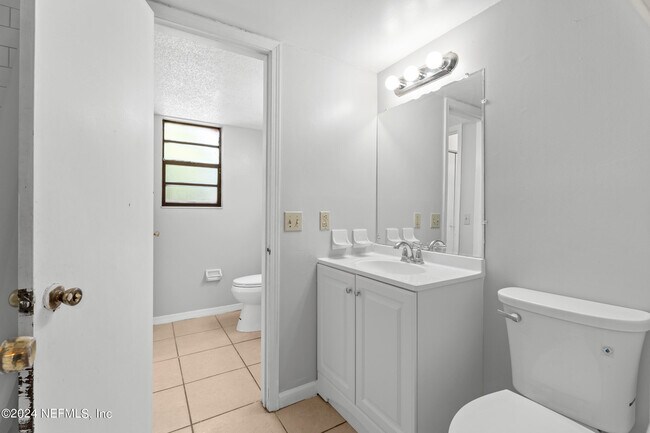 Building Photo - 476 Lombard St