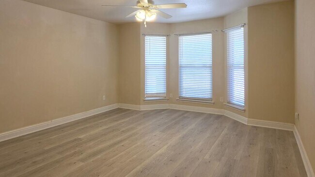 Building Photo - 6011 Mile High Ln