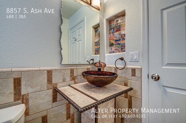 Building Photo - 8857 S Ash Ave