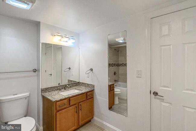 Building Photo - 10213 Duvawn Pl