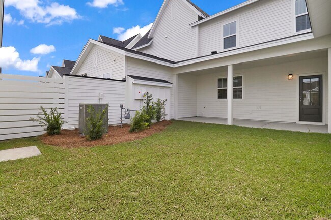 Building Photo - Luxury Townhome in Midtown Nexton