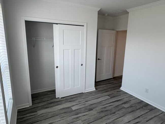 Building Photo - 3093 SW 108th Pl