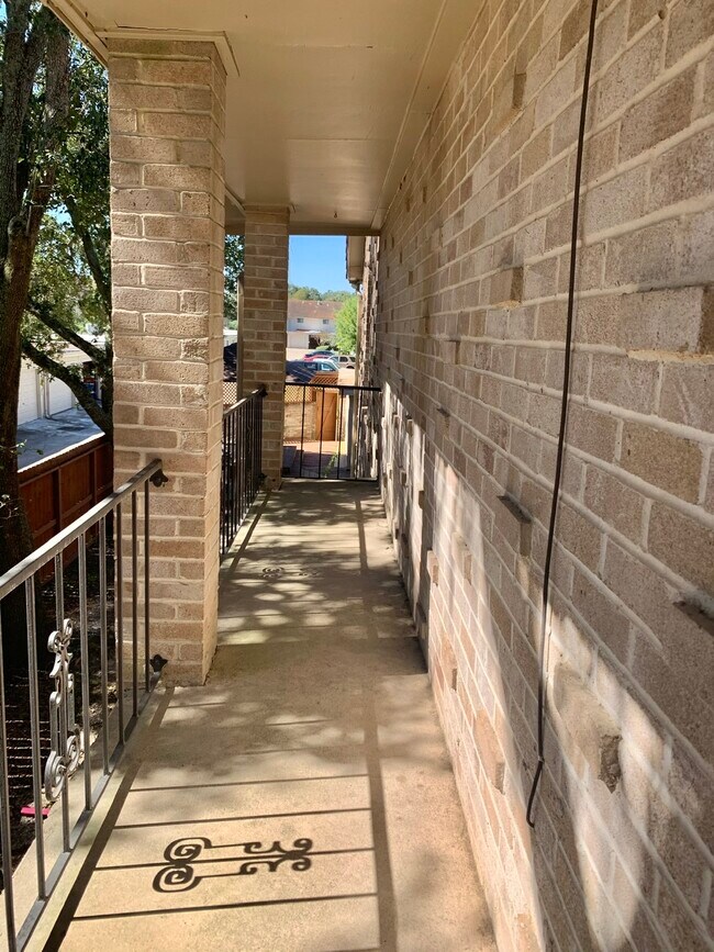 Master bedroom balcony - 3214 Continental Dr
