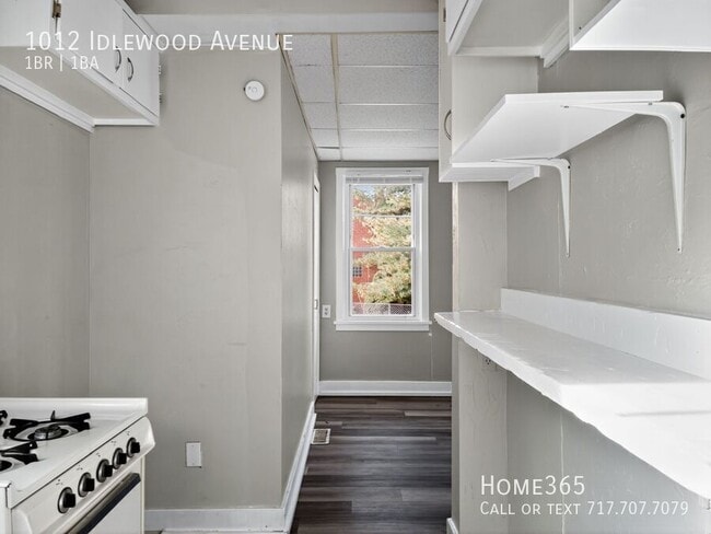 Building Photo - 1012 Idlewood Ave