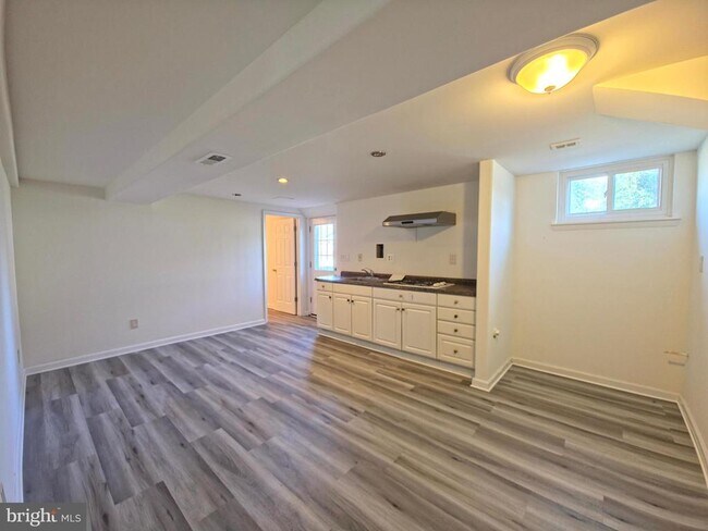 Building Photo - 12111 Portree Dr