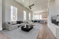 Building Photo - 381 E Greenbriar Ln