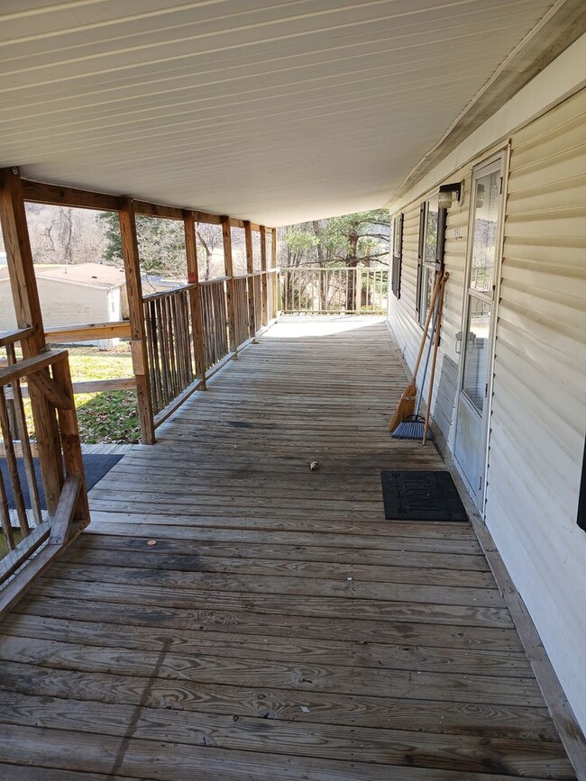 Building Photo - 251 Flat Creek Ln