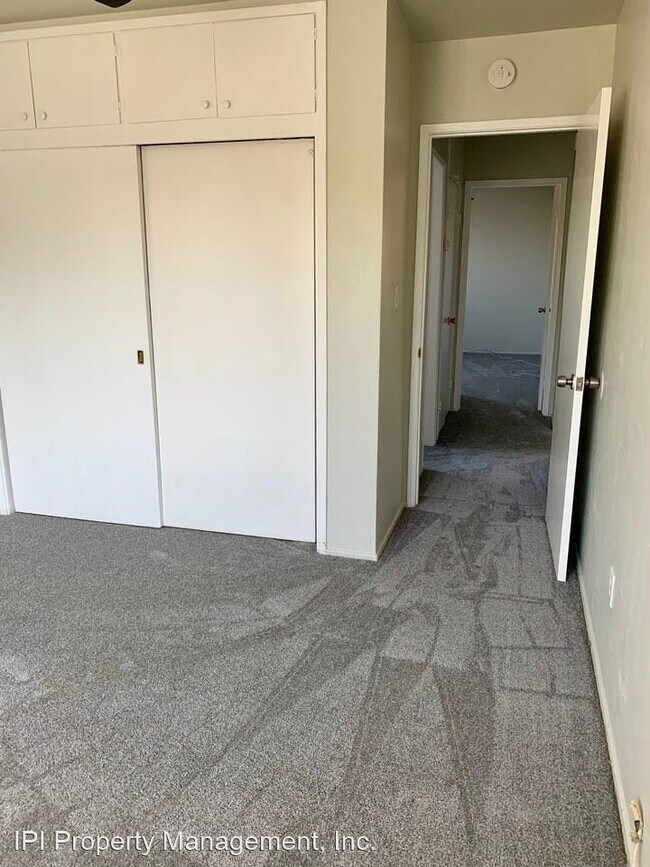 Building Photo - 2656-2658 C St