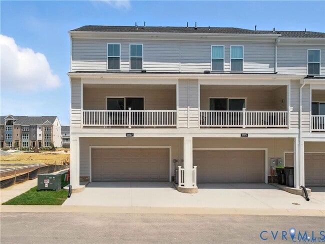 Building Photo - 11927 Evening Loop