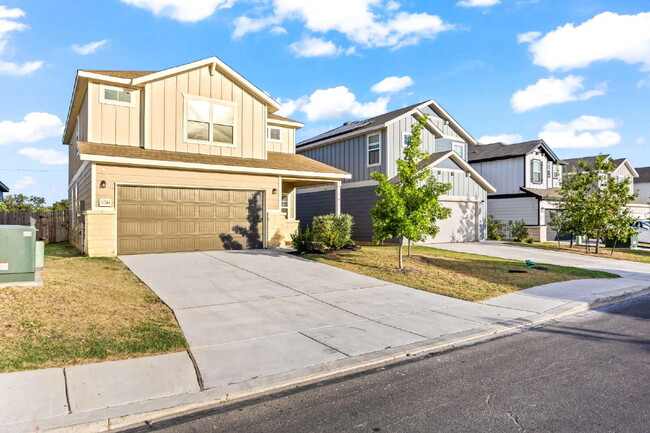 Building Photo - "Spacious 4-Bedroom Retreat with 3 Full Baths in San Antonio – Your Perfect 2029 Sq Ft Sanctuary!"