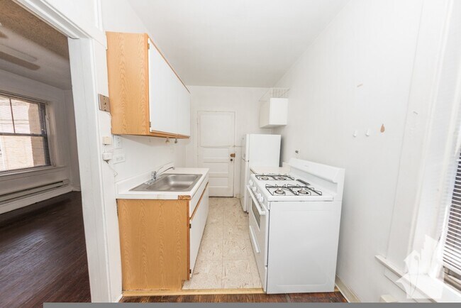 Building Photo - 2237 N Bissell St
