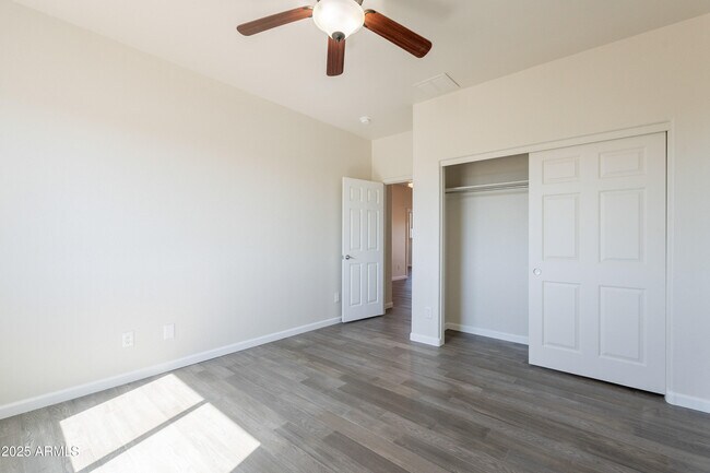 Building Photo - 12307 W Villa Hermosa