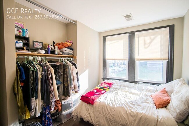 Building Photo - 5700 N 20th St