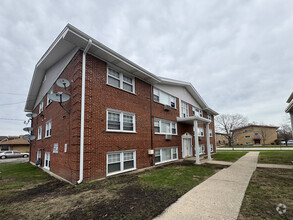 Building Photo - 446 N Ardmore Ave