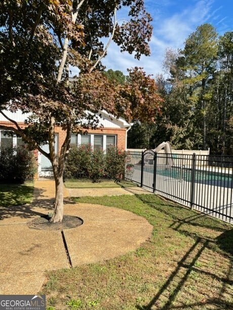 Building Photo - 839 Sandy Creek Rd