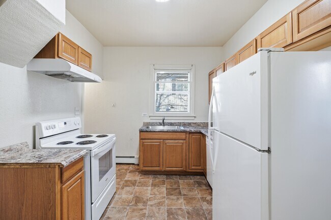 Building Photo - 3027 S Arthur St