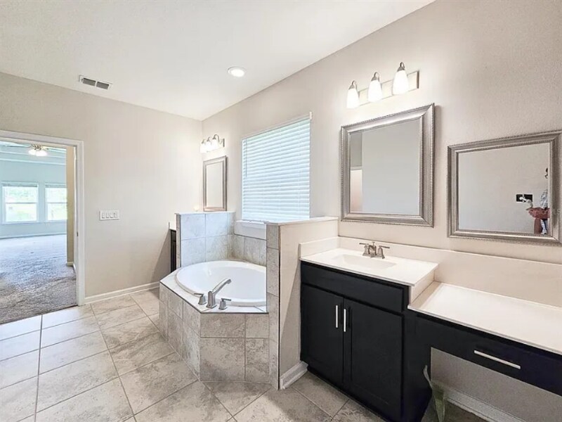 Building Photo - 143 Wood Stork Ln