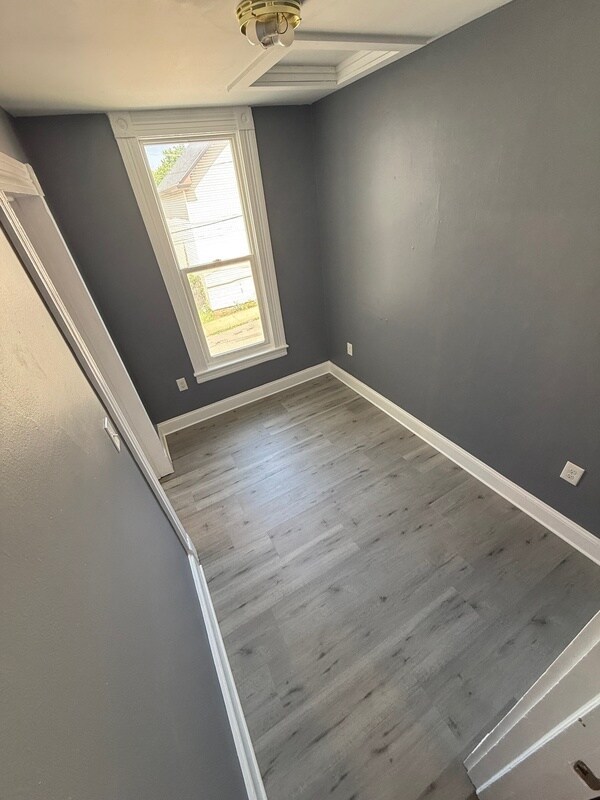Building Photo - 216 S Wade Ave