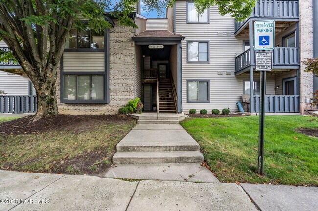 Building Photo - 4403 Aberdeen Dr