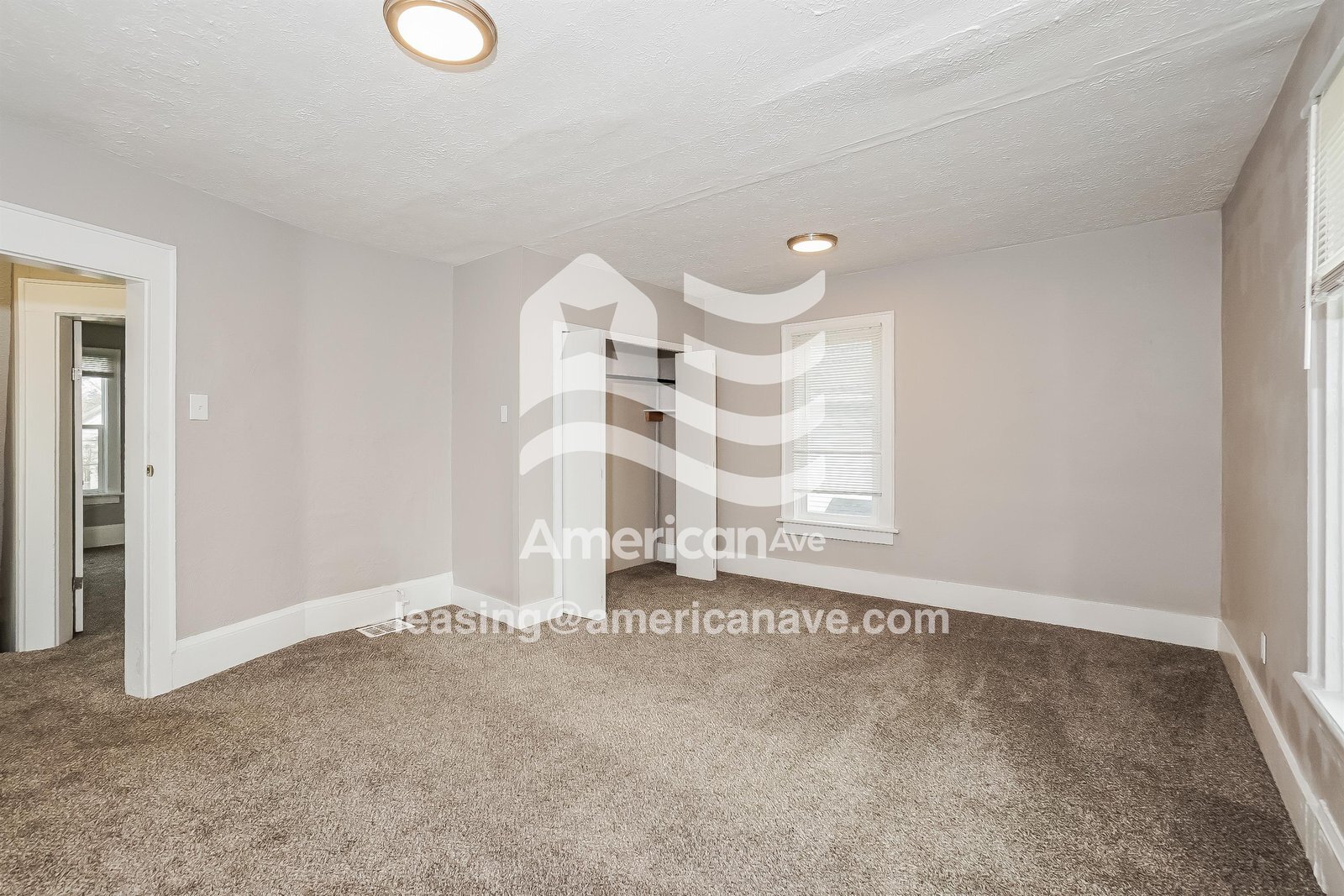 Building Photo - 902 Bye St