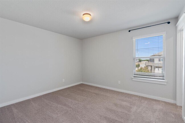 Building Photo - 501 Silkworm Way