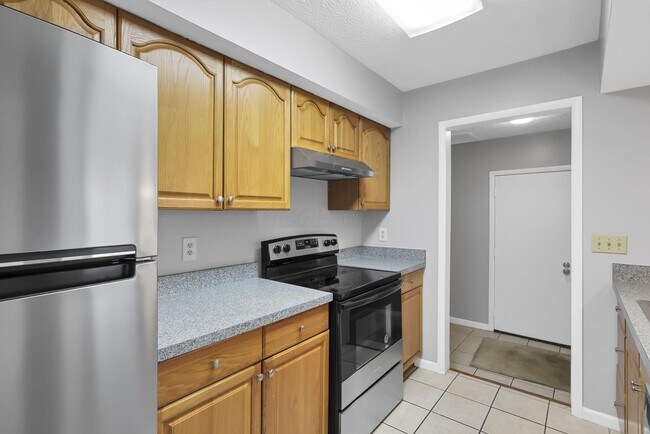 Building Photo - 1642 Park Row Dr