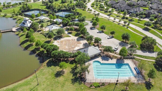 Building Photo - 12106 Coldwater Cove Ln