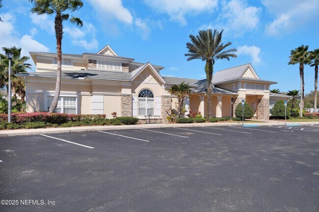 Building Photo - 8241 Pelican Landing Rd