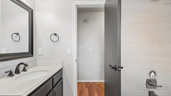 Building Photo - Modern Comfort in Deer Creek School District